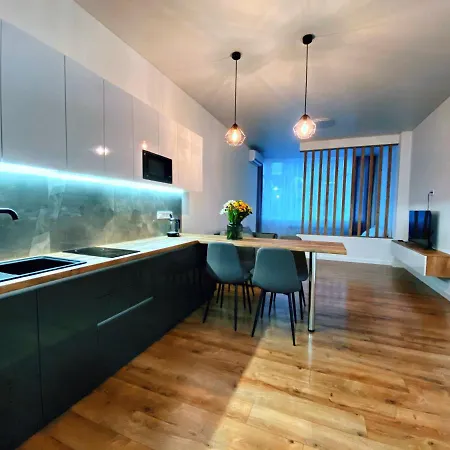 Апартаменты У Моря. Одесса Аркадия Apartment *